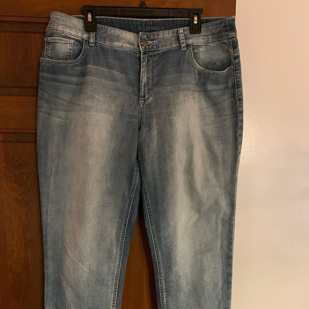 Chico's 2 ( 12 - 14 ) Platinum roll hem relaxed boyfriend jeans